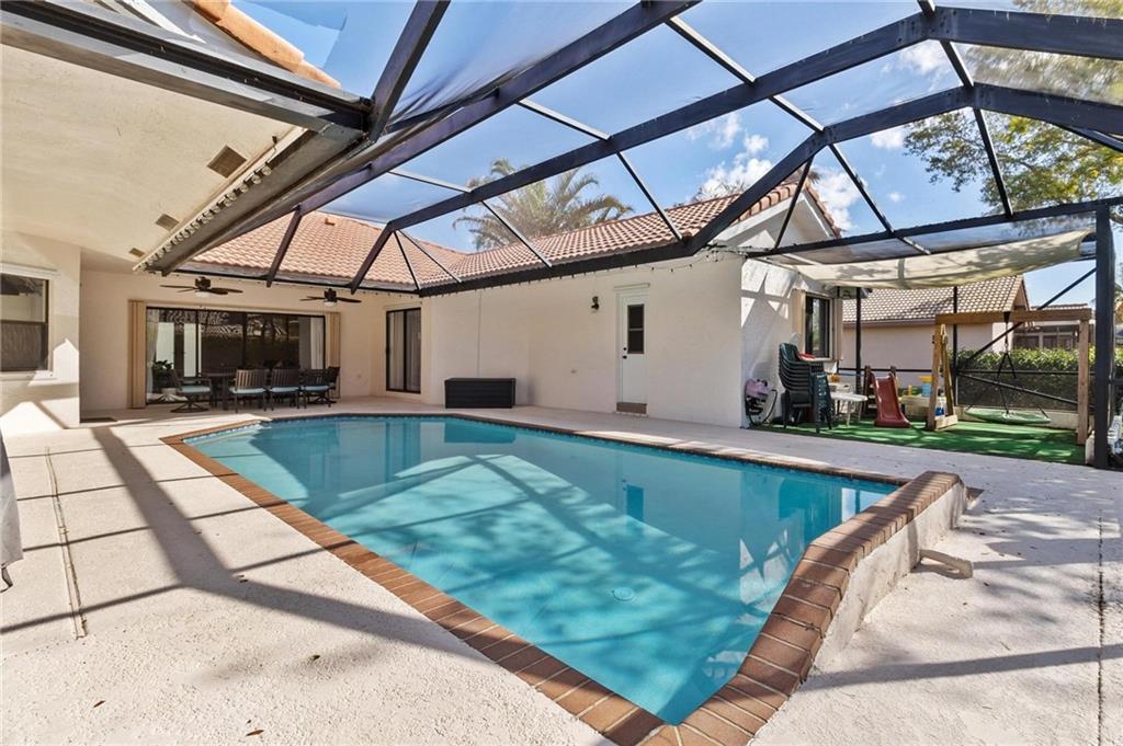 Pine Ridge 112-37 B - Residential