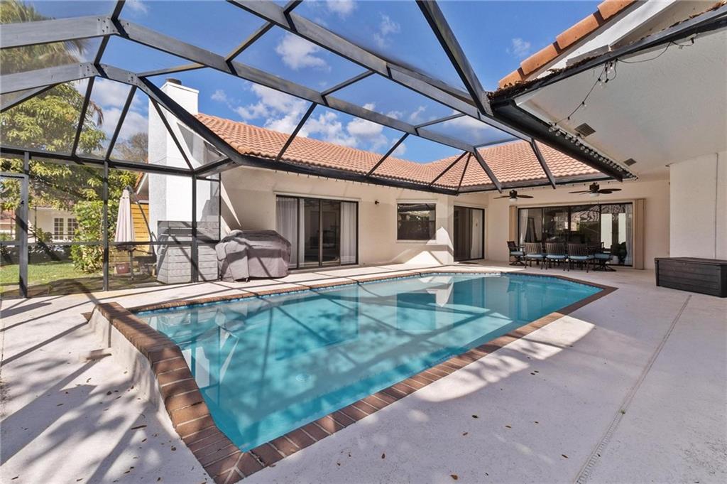 Pine Ridge 112-37 B - Residential