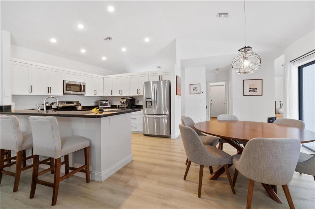 Pine Ridge 112-37 B - Residential