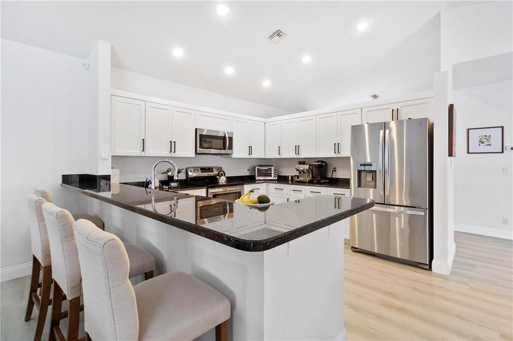 Pine Ridge 112-37 B - Residential