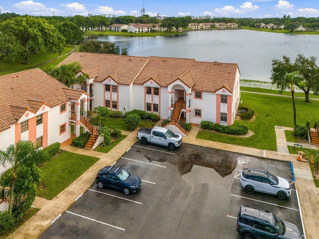Photo of 330 NORWOOD Terrace #N218, Boca Raton, FL 33431 (MLS # B26094560)