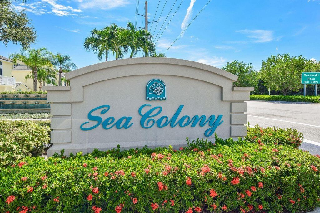 Photo of 703 Mainsail Circle #703, Jupiter, FL 33477 (MLS # R11094469)