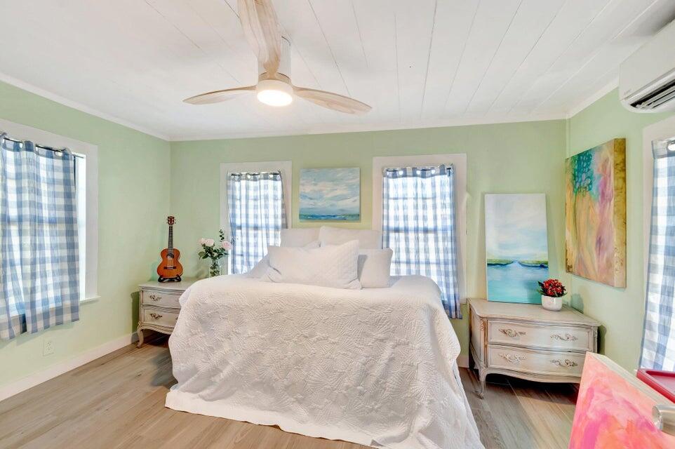 DELRAY TOWN OF - Residential Lease