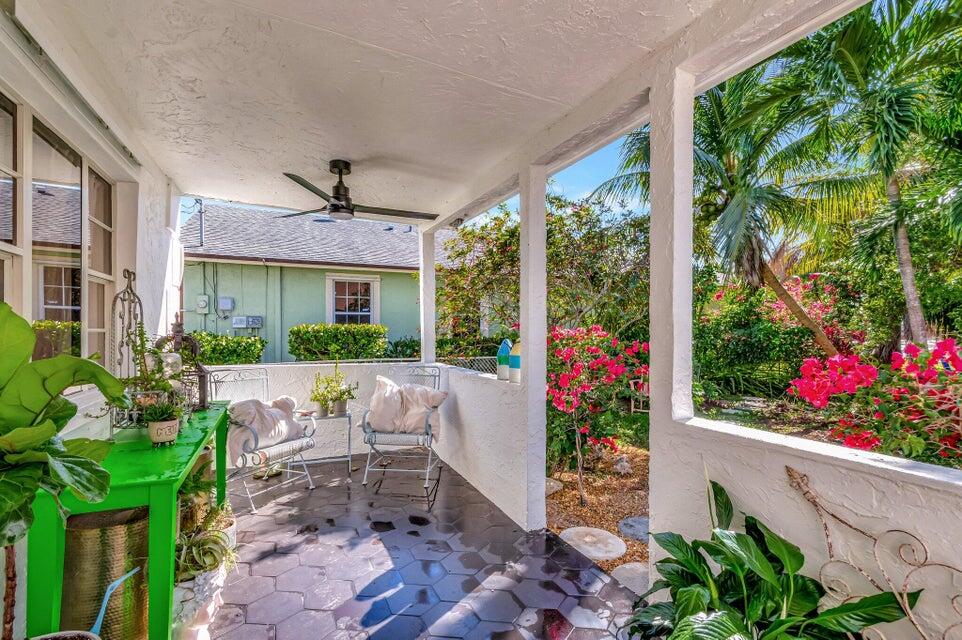 DELRAY TOWN OF - Residential Lease