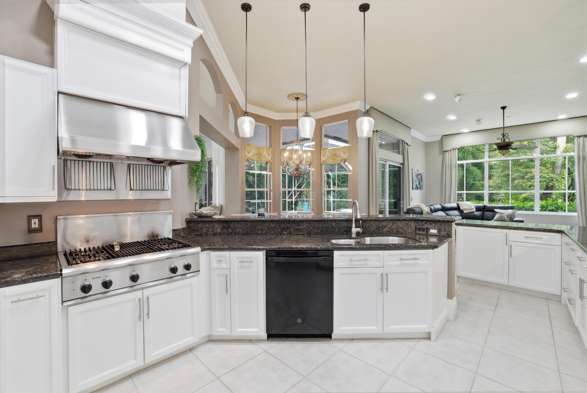 BINKS FOREST OF THE LANDINGS AT WELLINGTON - Residential Lease