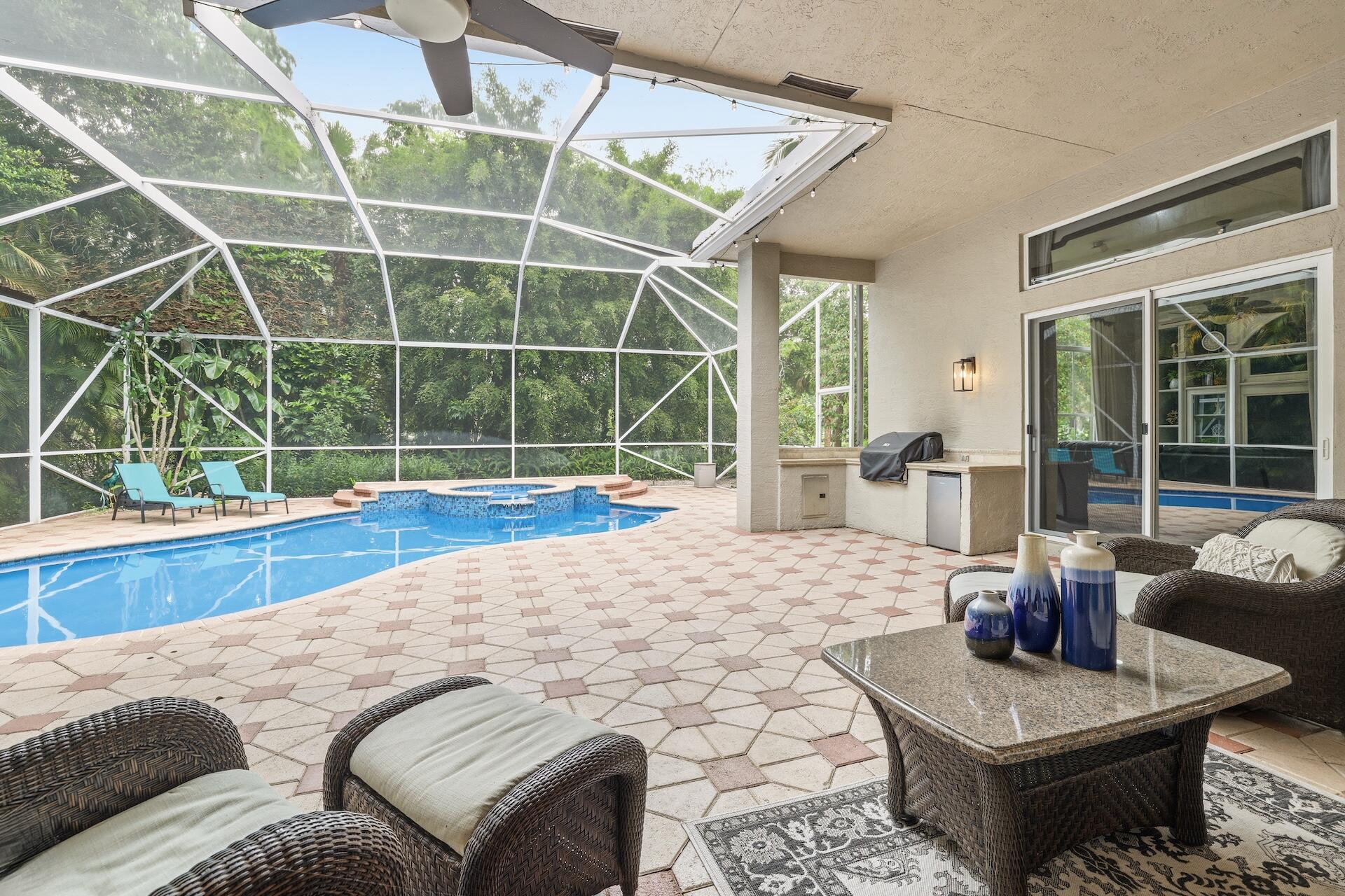 856 Forest Glen Lane