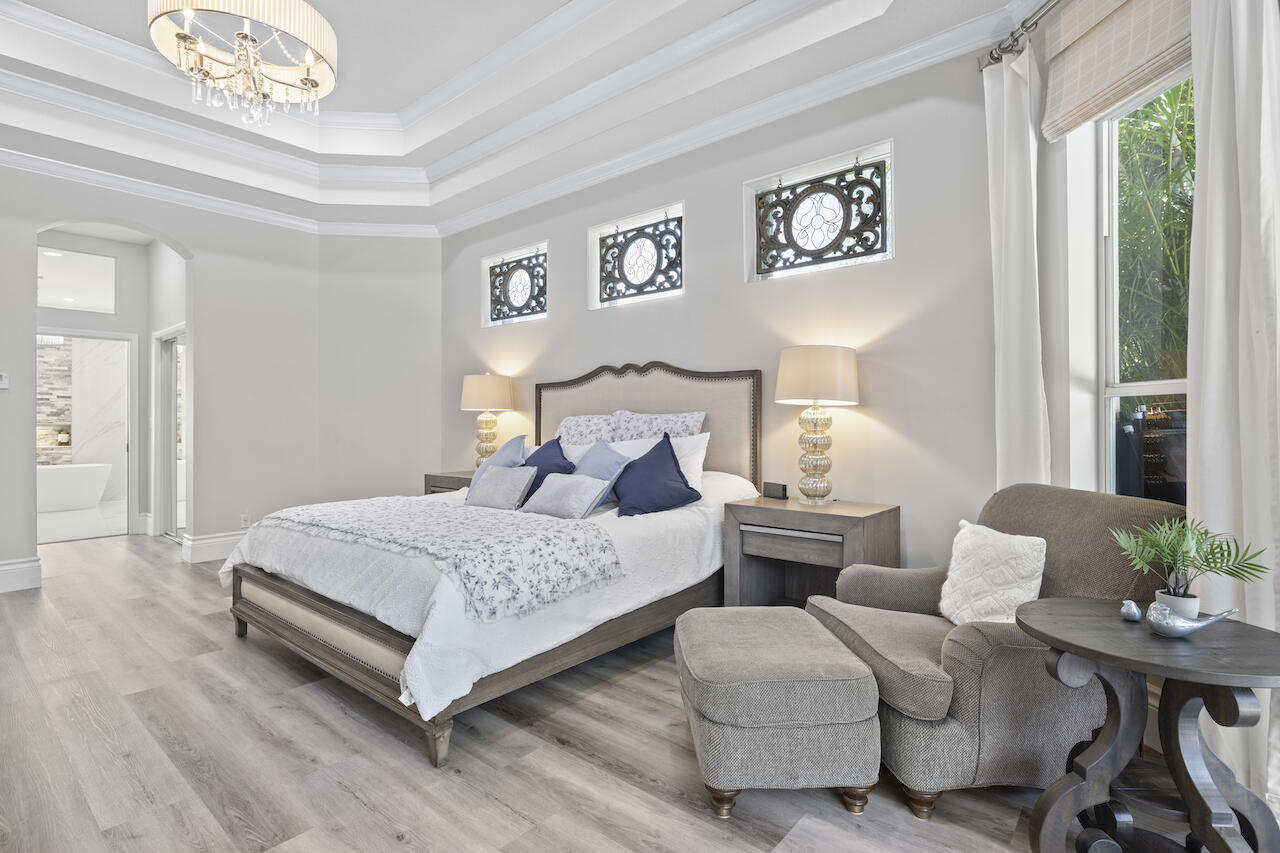 BINKS FOREST OF THE LANDINGS AT WELLINGTON - Residential Lease