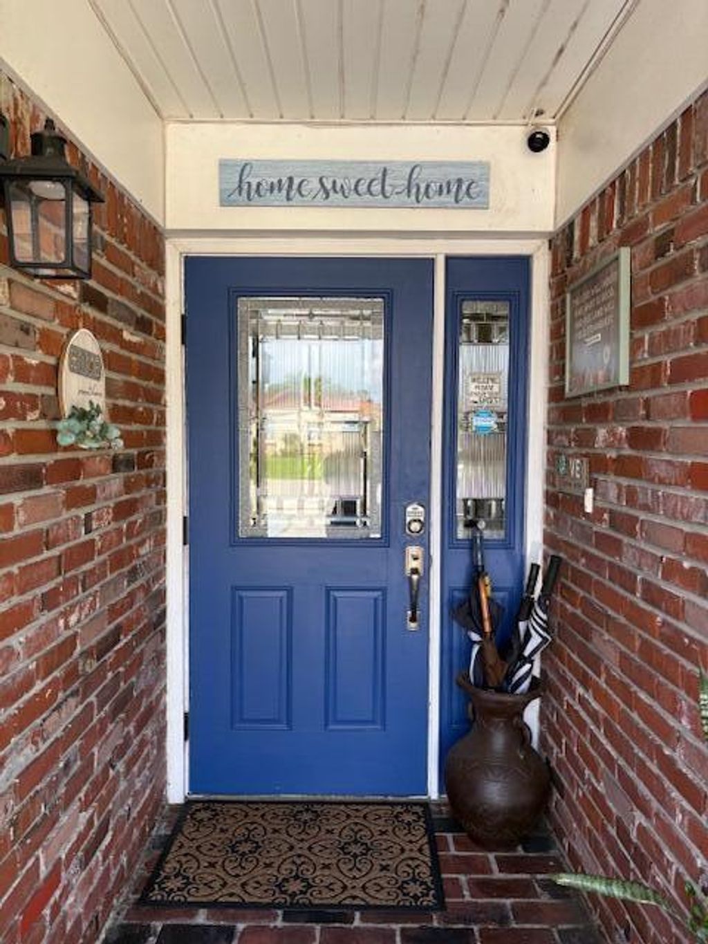 Photo of 402 Saginaw Avenue, Clewiston, FL 33440 (MLS # B26015463)