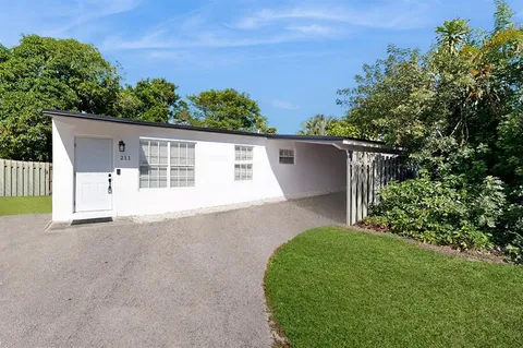 211 NE 21st Court, Pompano Beach, FL 33060 - MLS#: R11038368