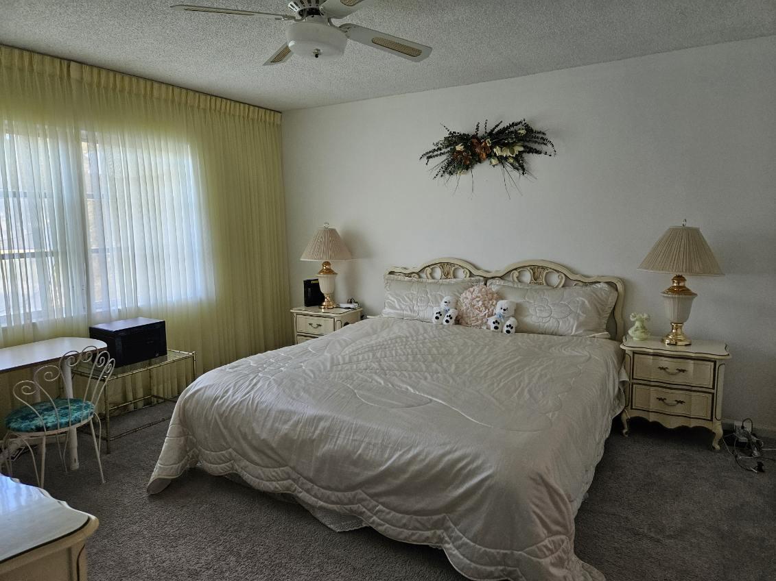 SANDALFOOT SOUTH TWO CONDO OR2089P775 - Residential
