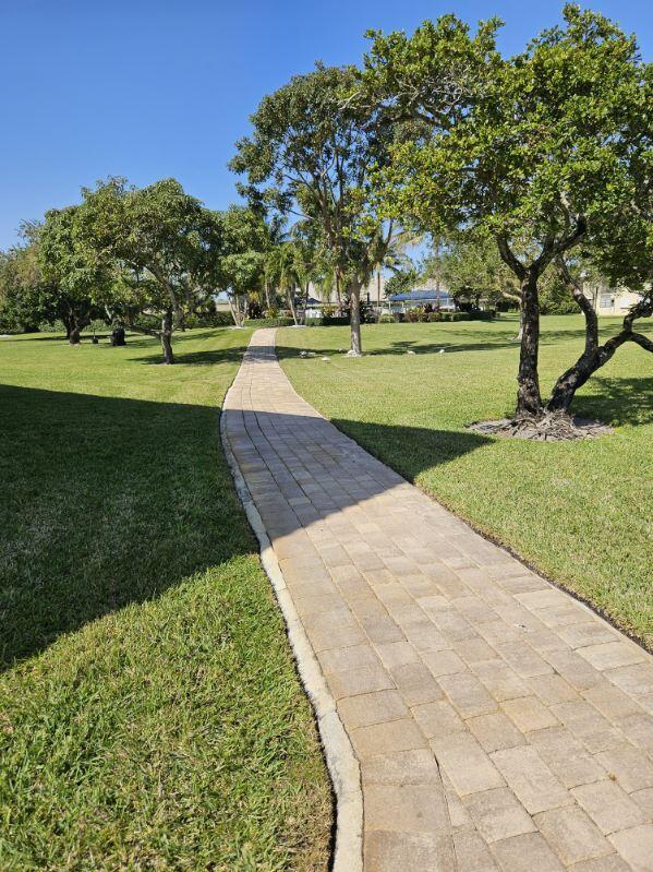 SANDALFOOT SOUTH TWO CONDO OR2089P775 - Residential