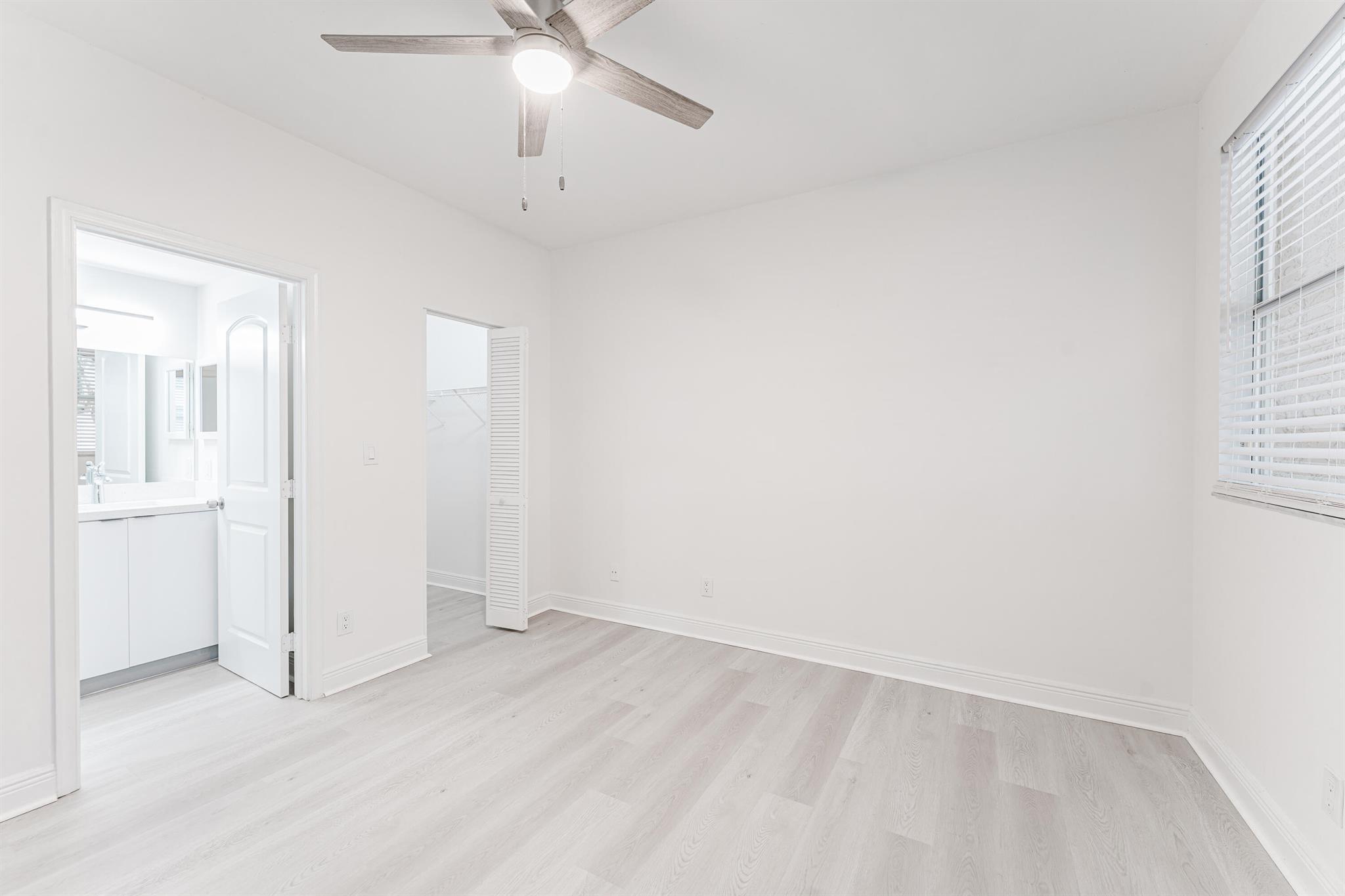 ESTADA OF LOS PASEOS - Residential Lease