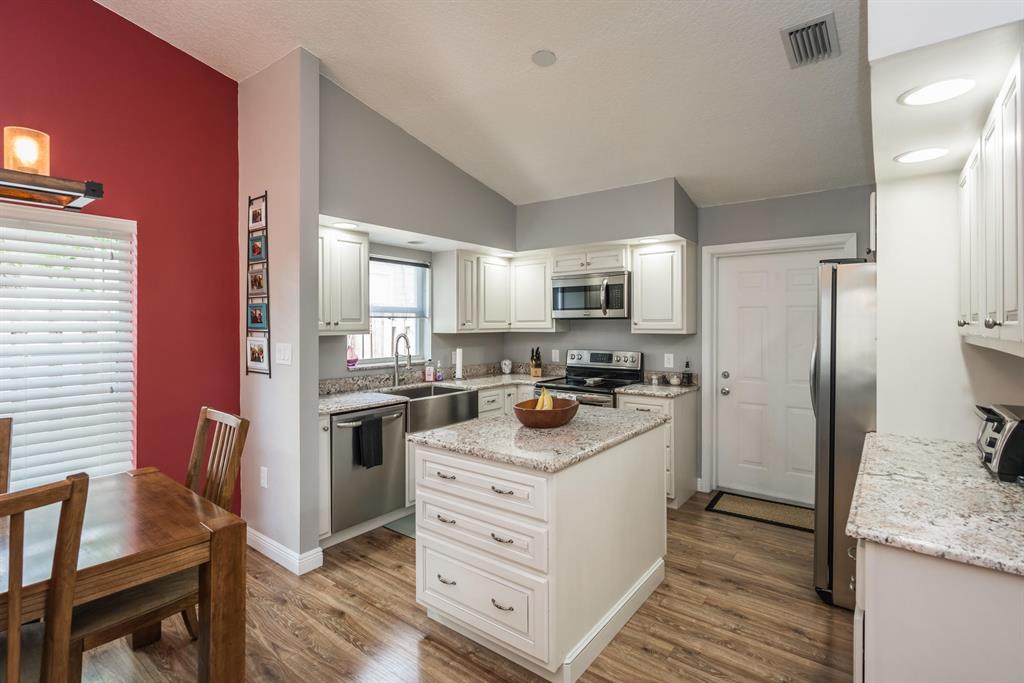 North Palm Beach Hgts - Residential