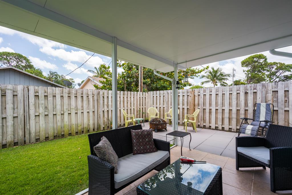 North Palm Beach Hgts - Residential