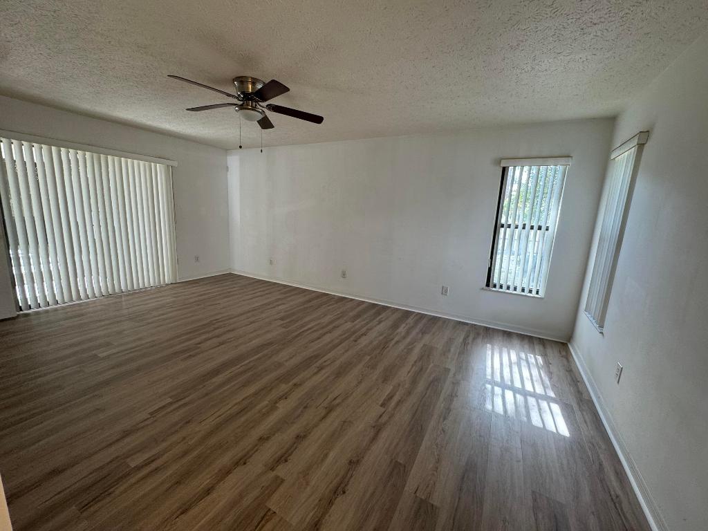 PORT ST LUCIE SECTION 30 - Residential Lease