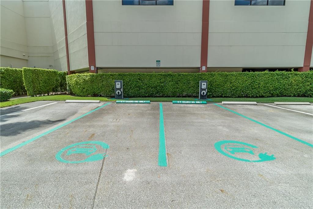 Hollybrook Golf & Tennis - Residential