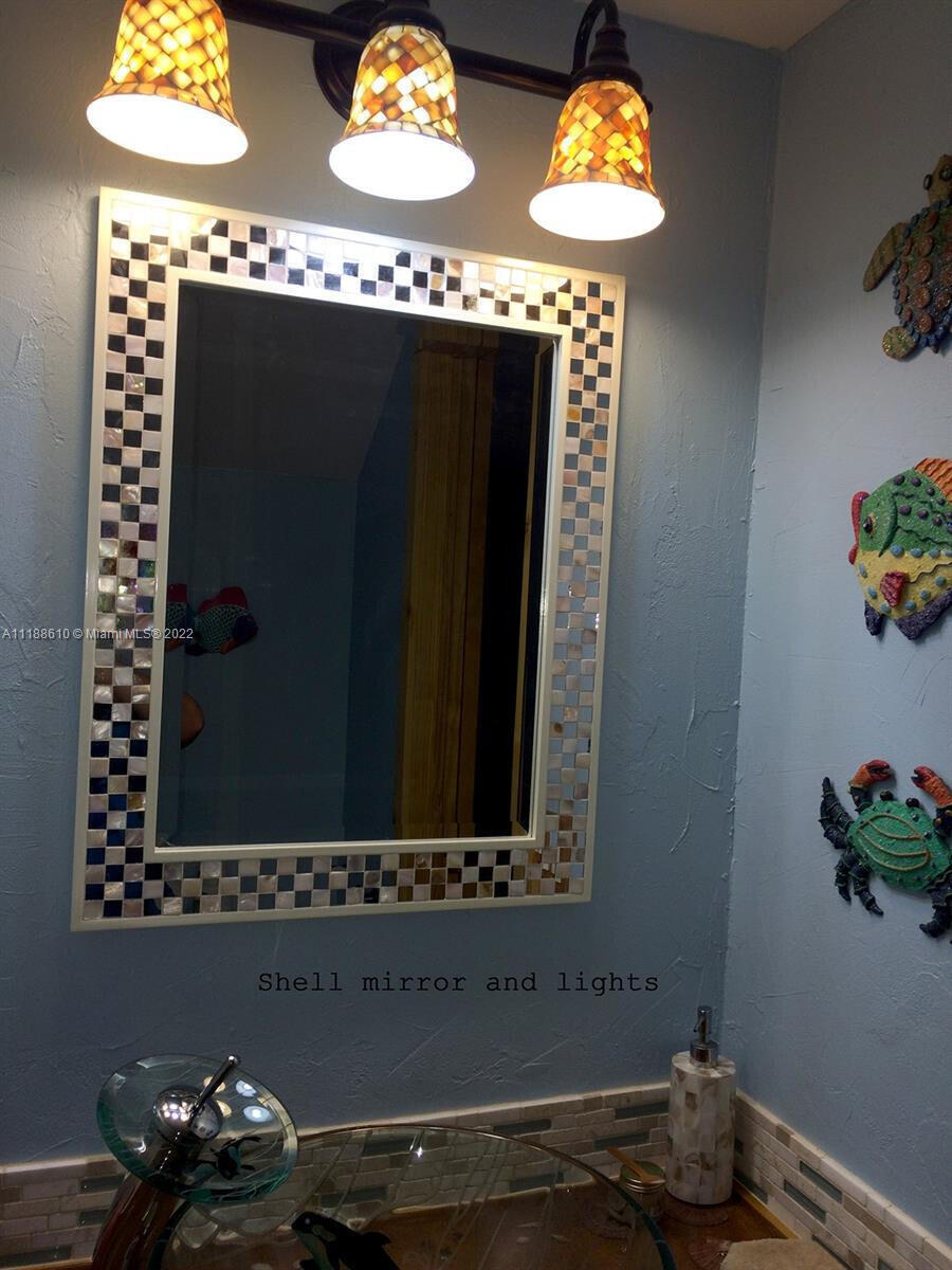 HOLIDAY BY THE SEA - Residential Lease