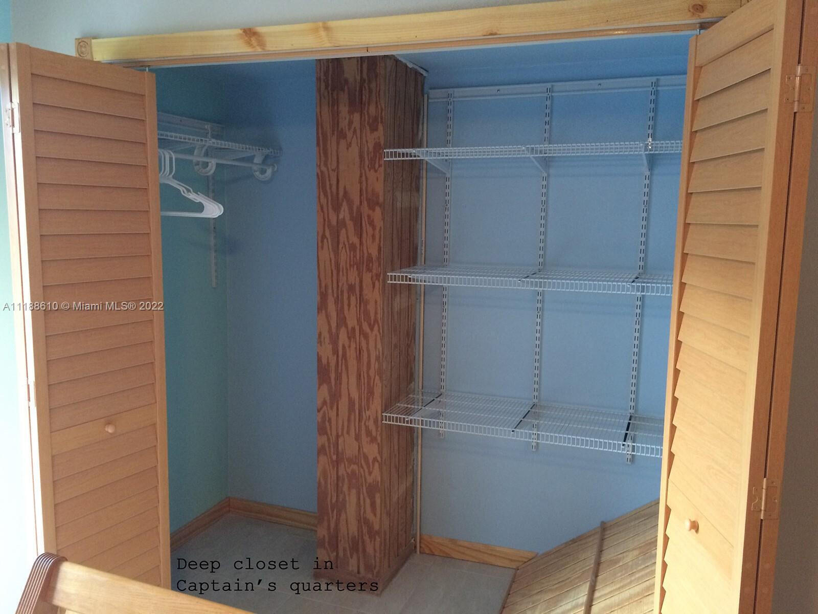 HOLIDAY BY THE SEA - Residential Lease