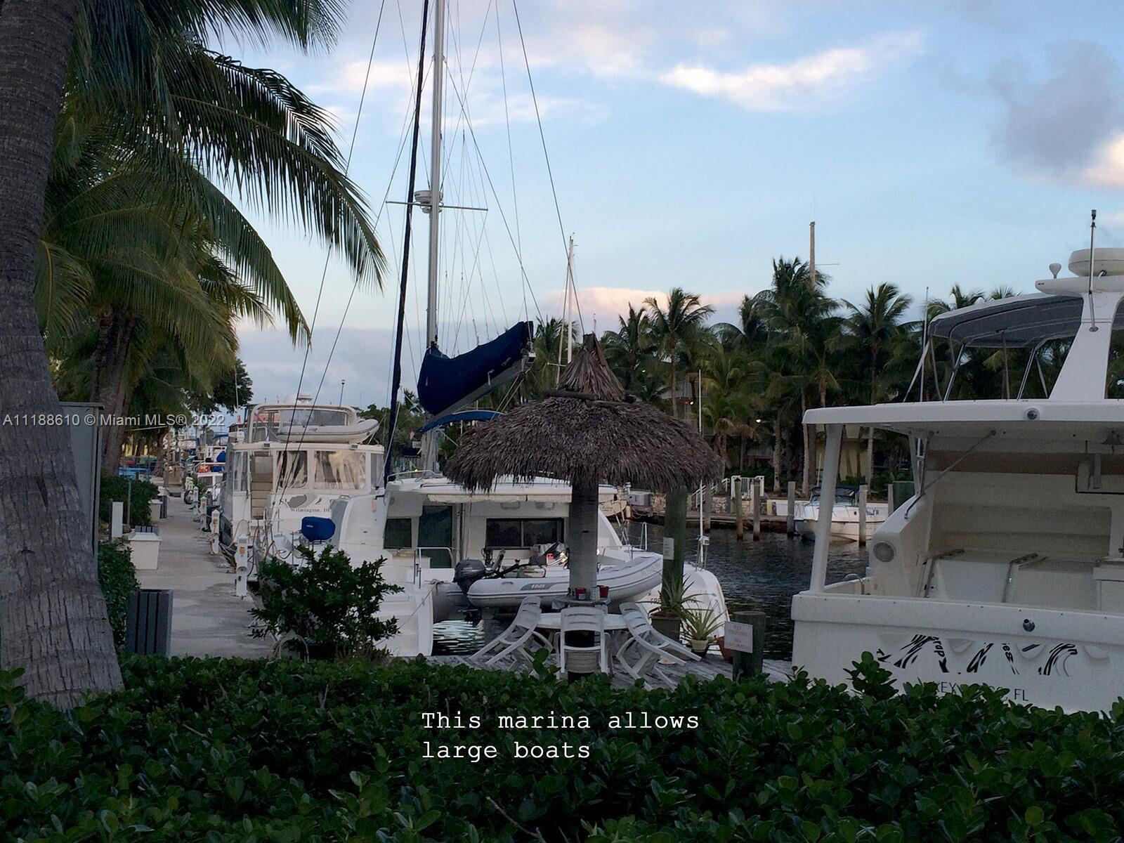 HOLIDAY BY THE SEA - Residential Lease