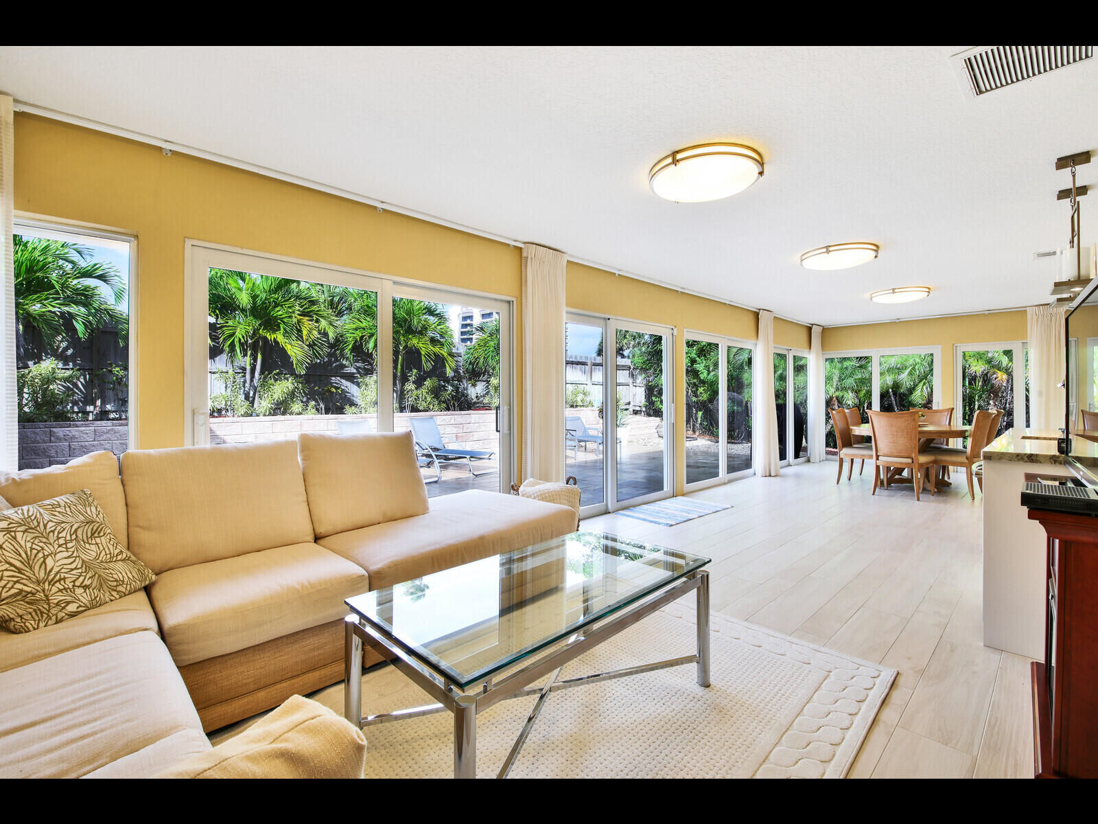 TOMKUS - Residential Lease