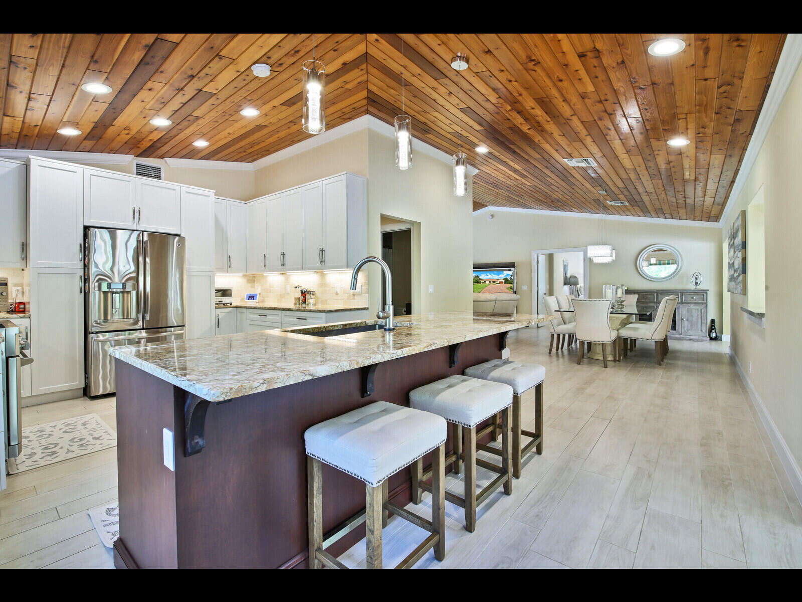 TOMKUS - Residential Lease