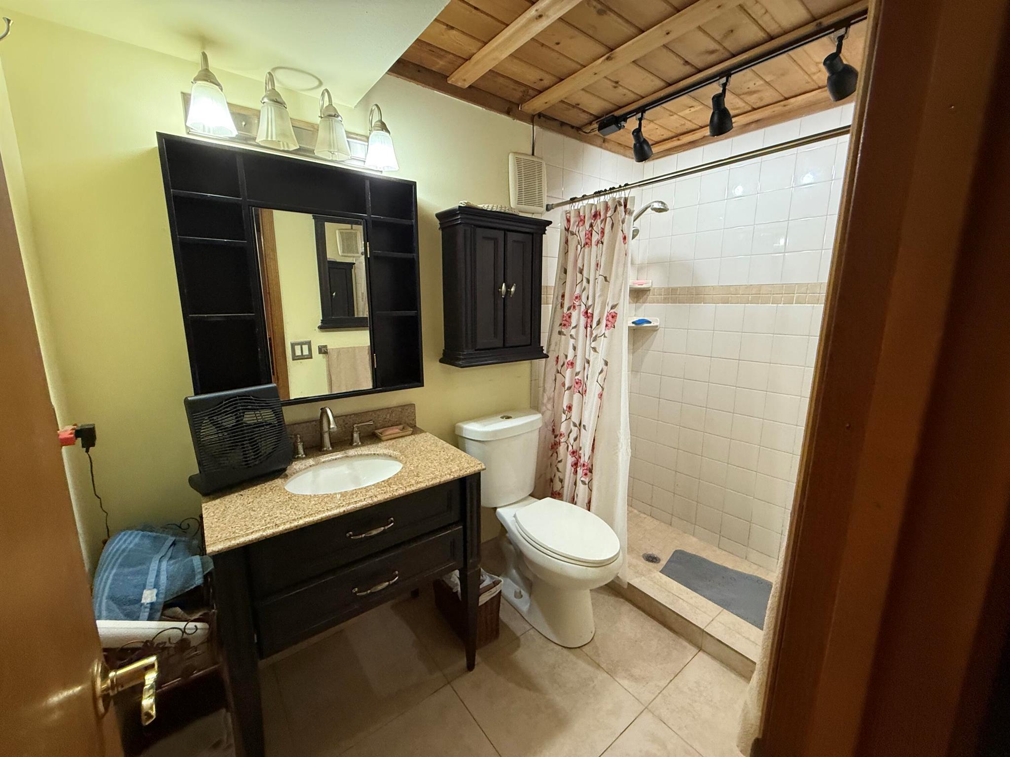PALM-AIRE VILLAGE 4TH SEC - Residential