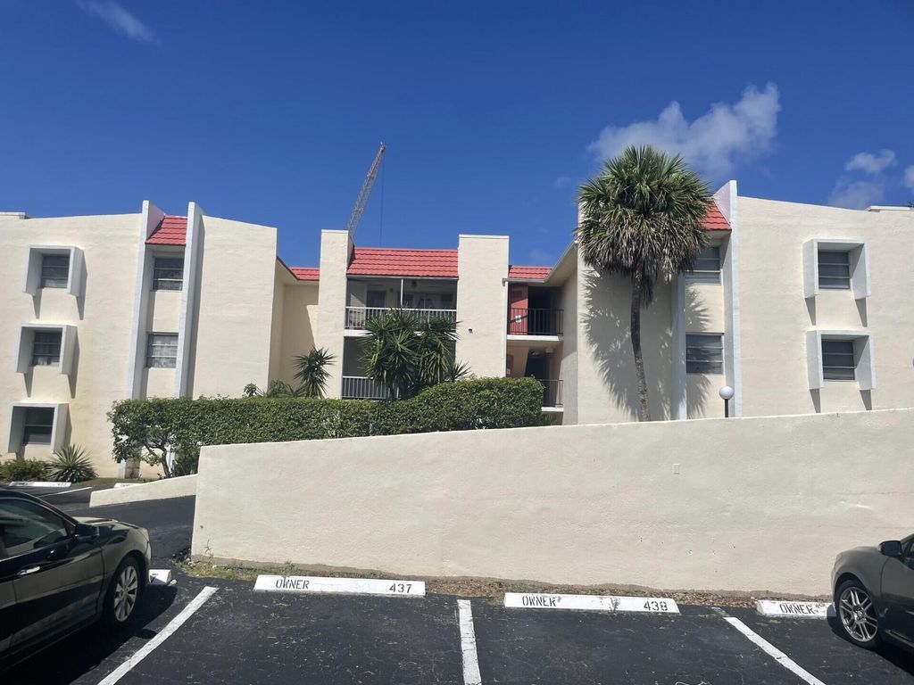 Photo of 624 NW 13th Street #18, Boca Raton, FL 33486 (MLS # R11015796)