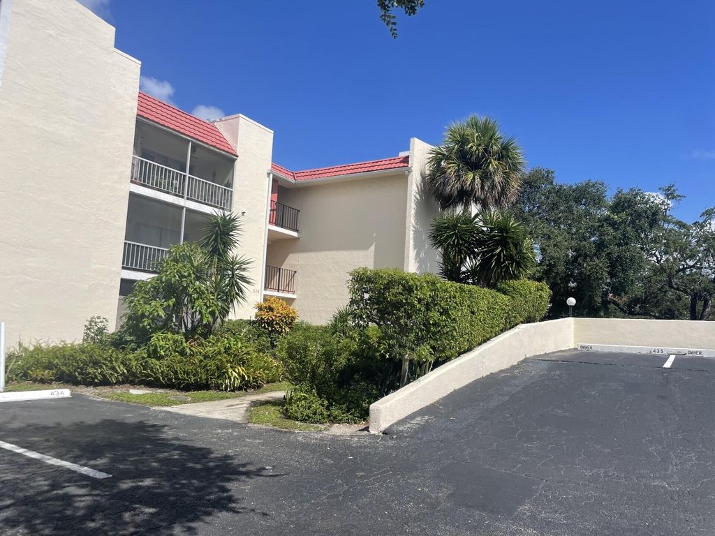 Photo of 624 NW 13th Street #18, Boca Raton, FL 33486 (MLS # R11015796)