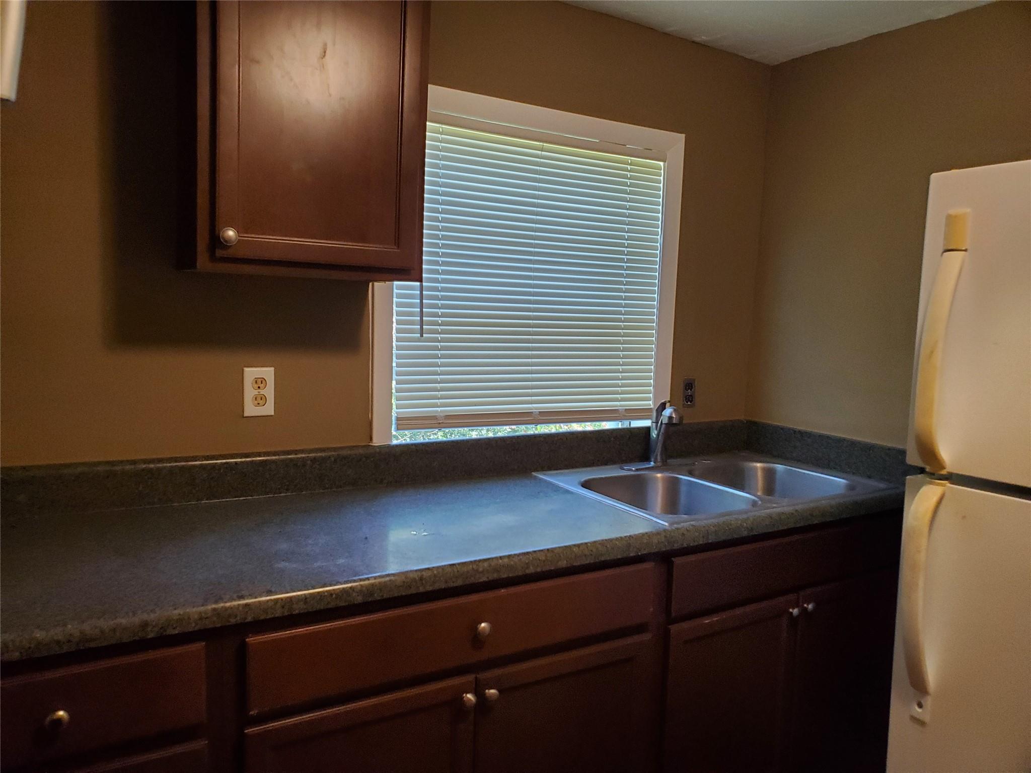 FRIENDS SUB - Residential Lease