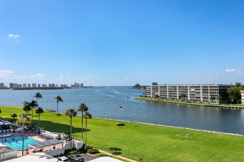 A home in North Palm Beach