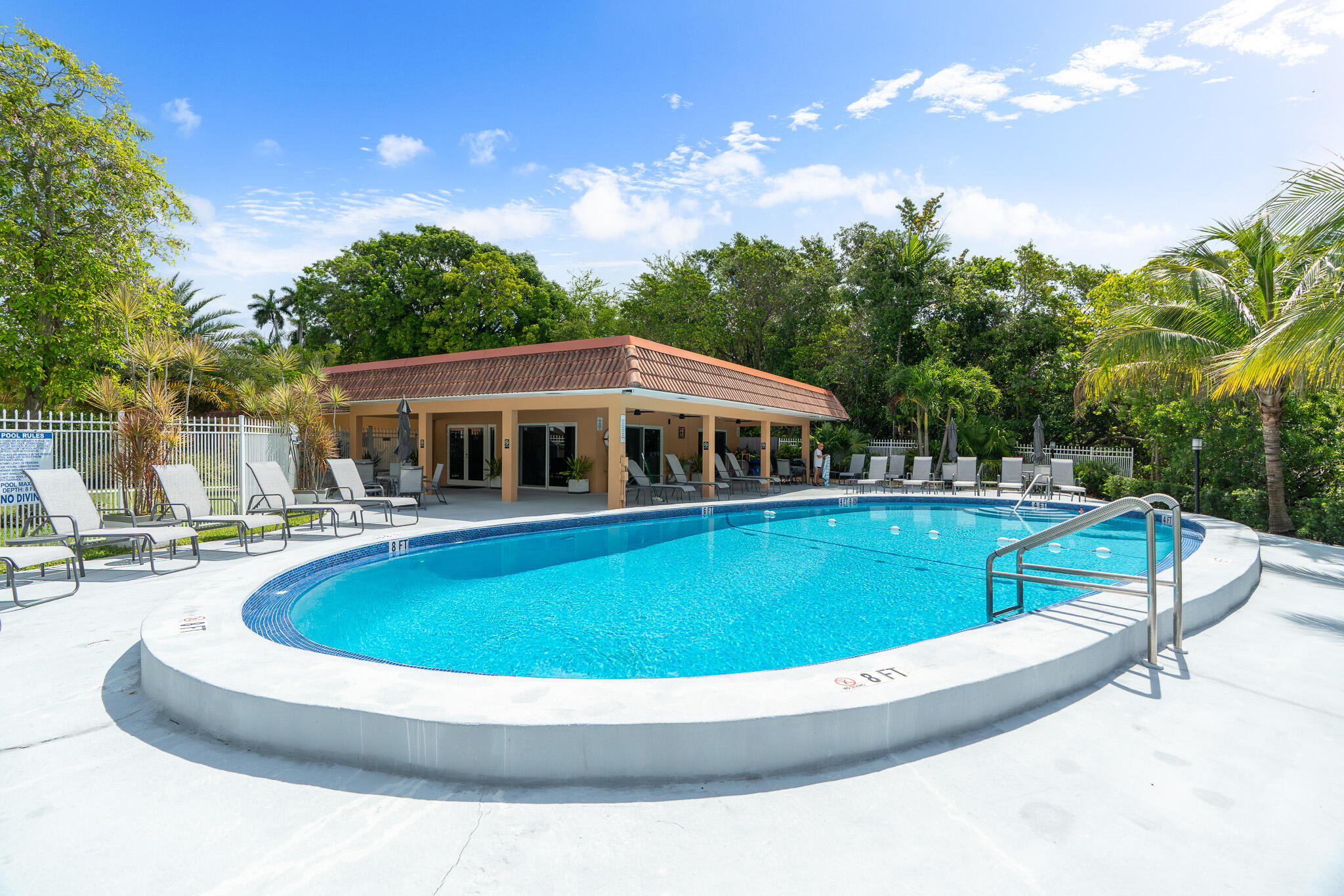 MANOR GROVE VILLAGE FOUR CONDO - Residential