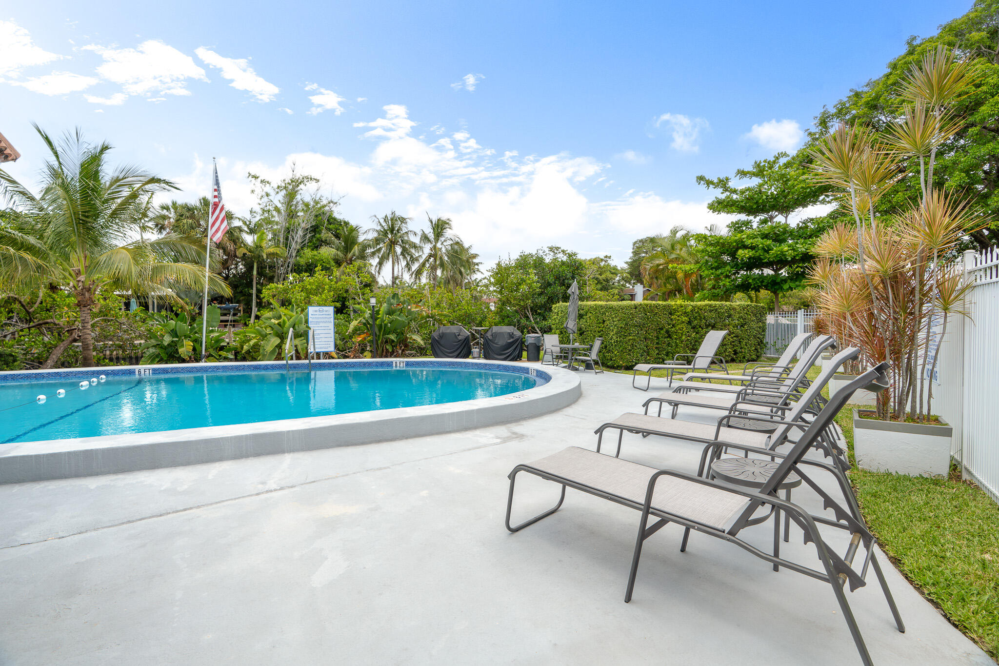 MANOR GROVE VILLAGE FOUR CONDO - Residential