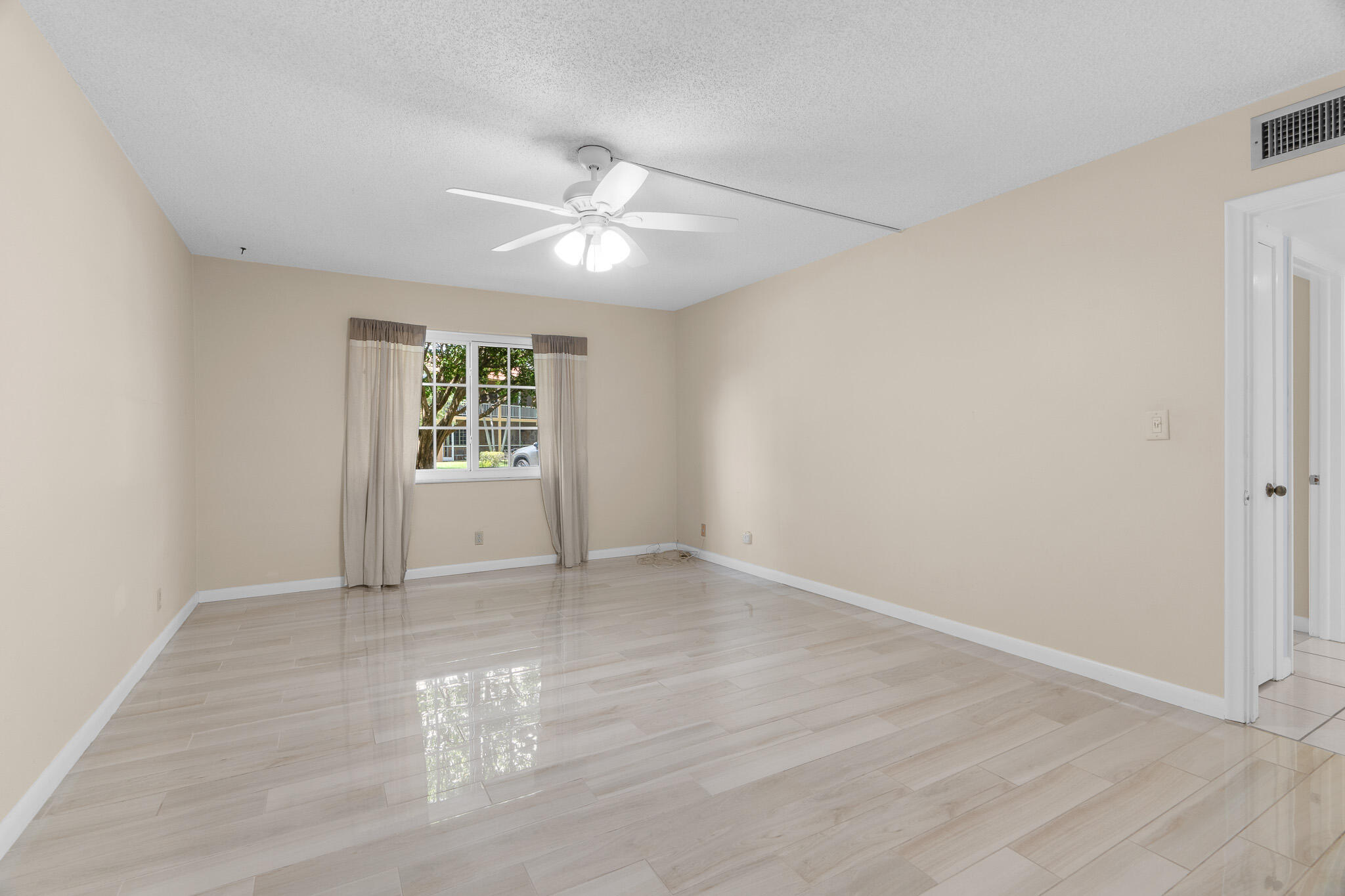 MANOR GROVE VILLAGE FOUR CONDO - Residential
