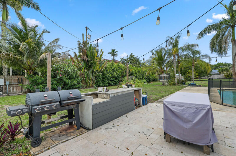 PALM BEACH FARMS CO 3 - Residential