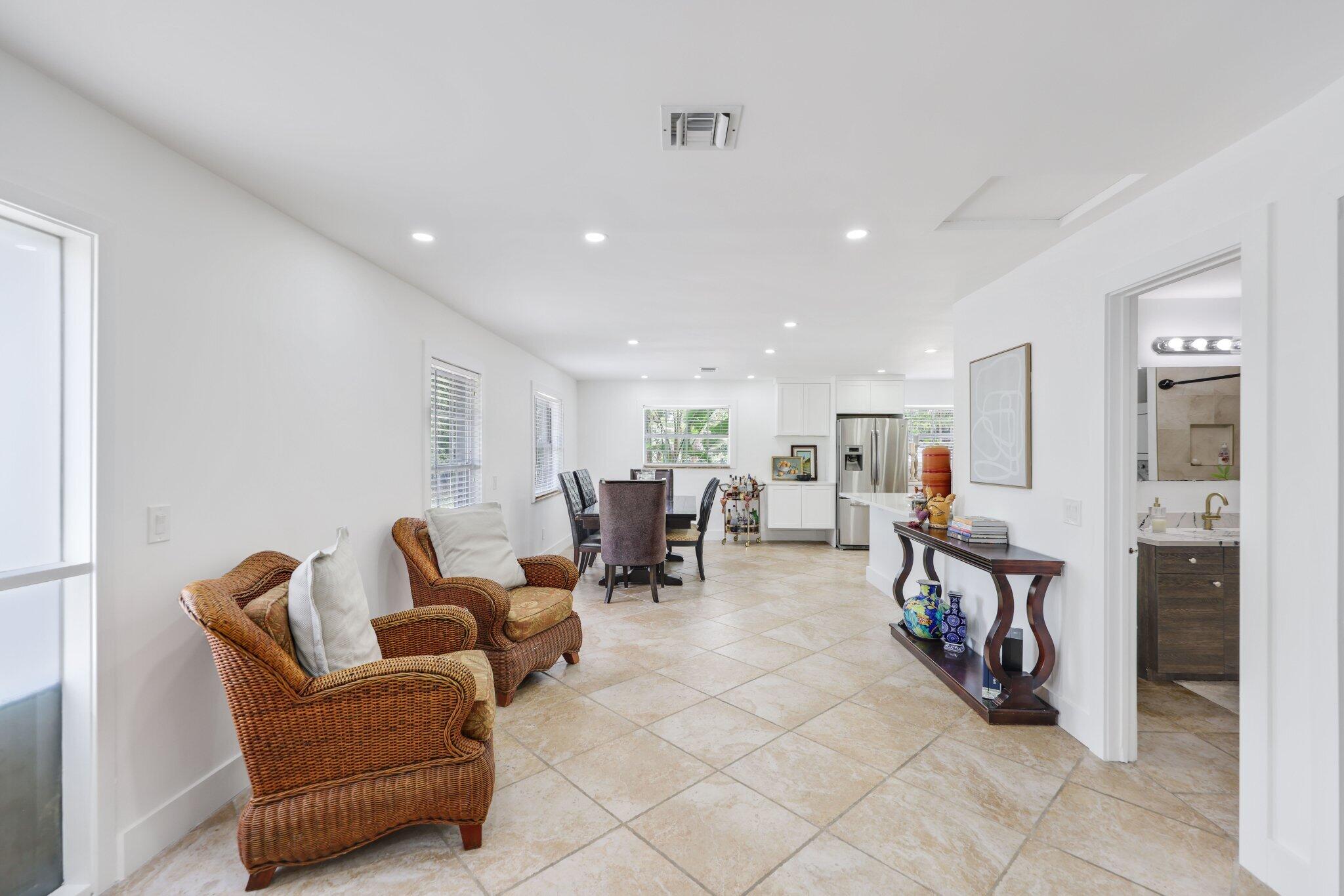 PALM BEACH FARMS CO 3 - Residential