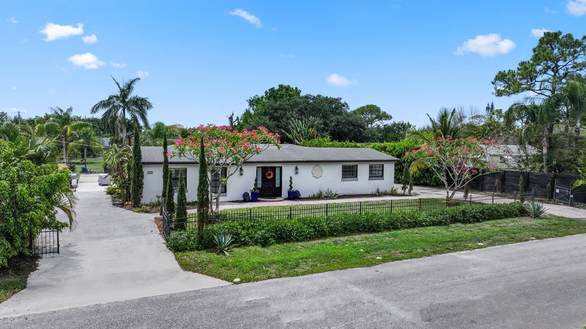 PALM BEACH FARMS CO 3 - Residential