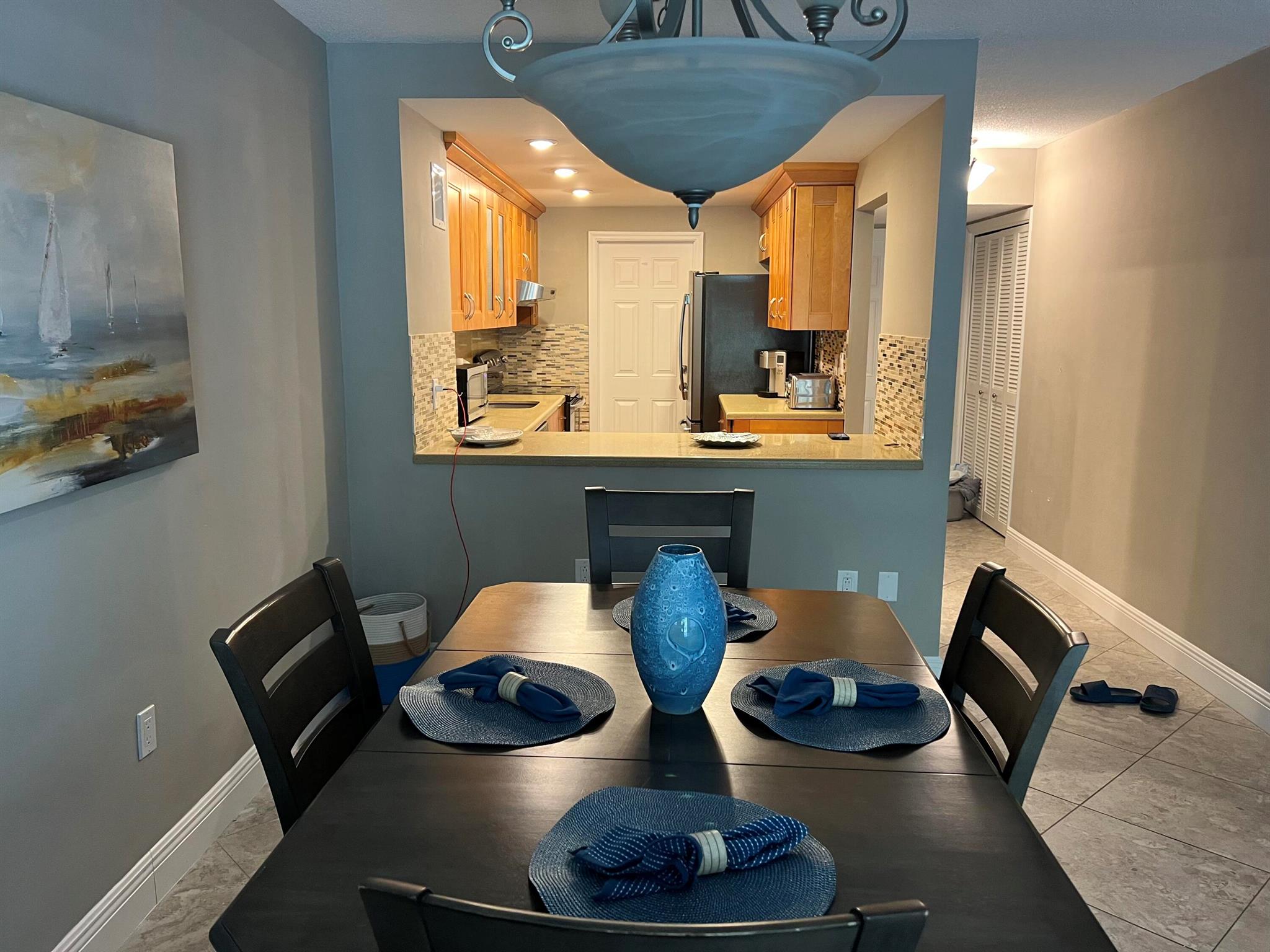 LANDMARK AT HILLSBORO CON - Residential