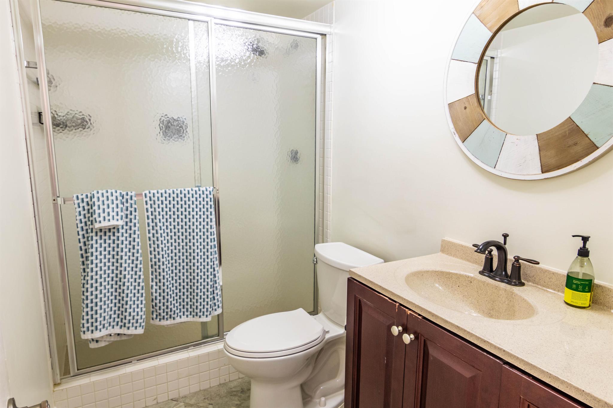 LANDMARK AT HILLSBORO CON - Residential