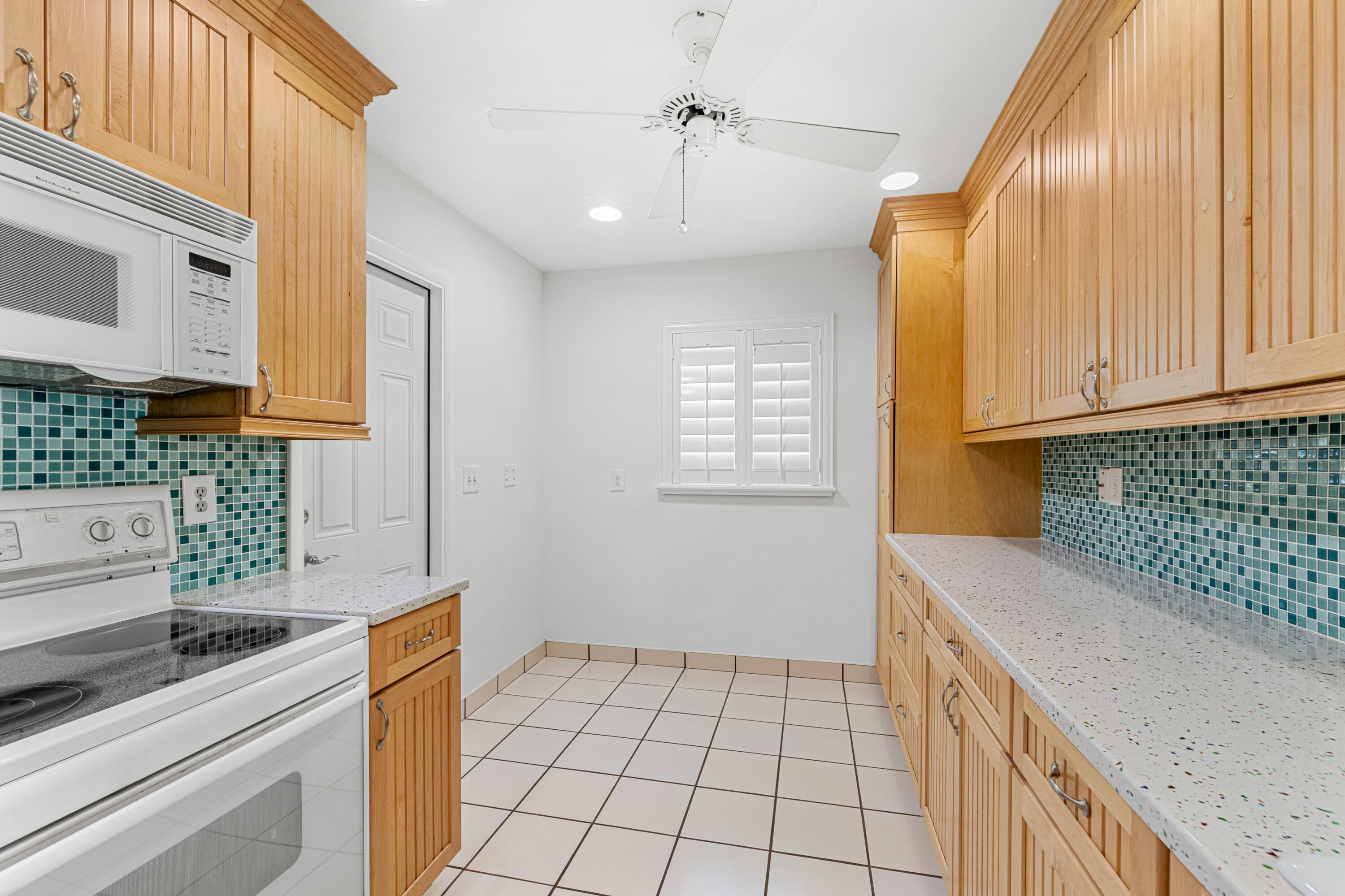 PALM BEACH LEISUREVILLE SEC 7 - Residential