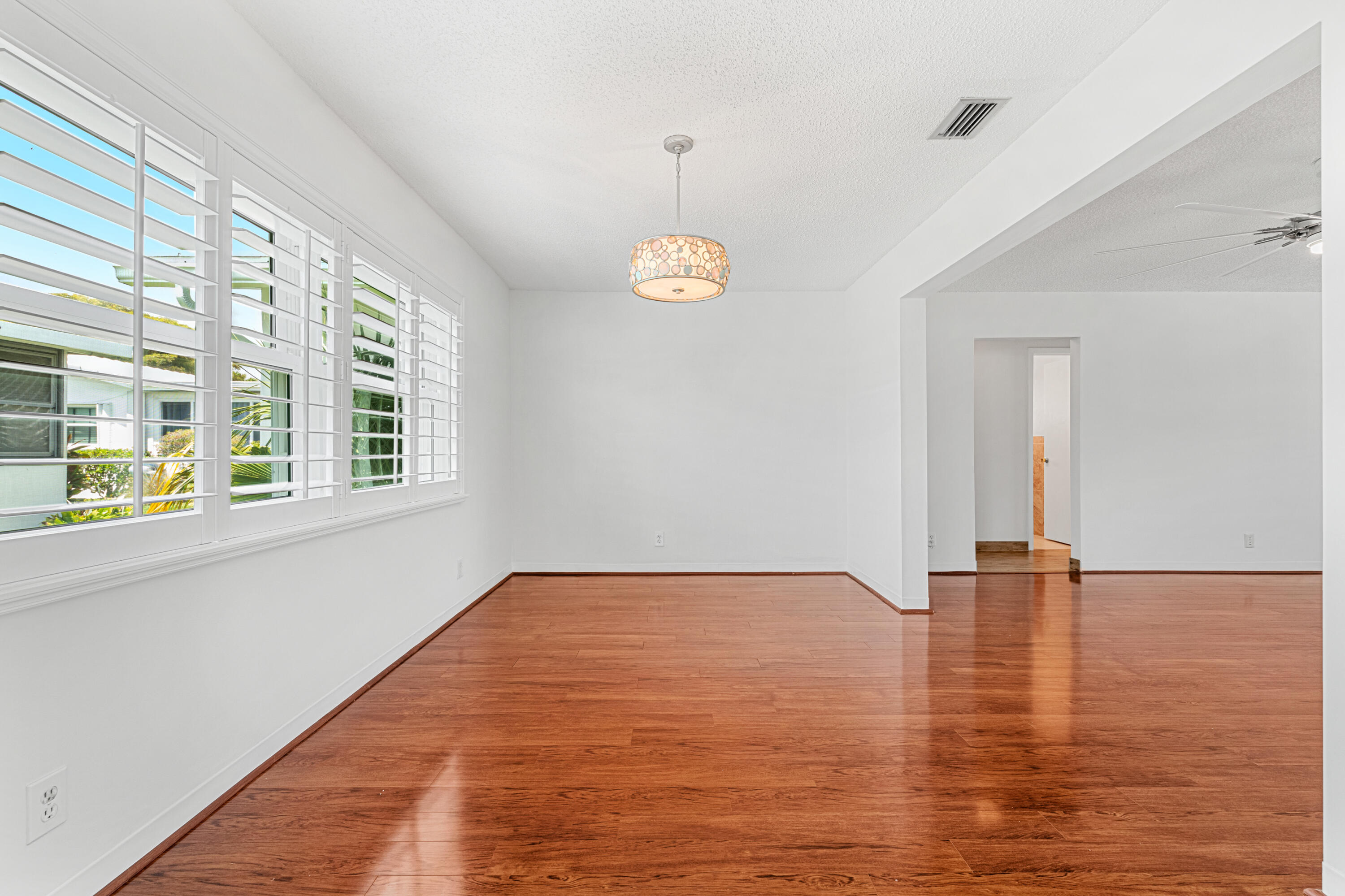 PALM BEACH LEISUREVILLE SEC 7 - Residential