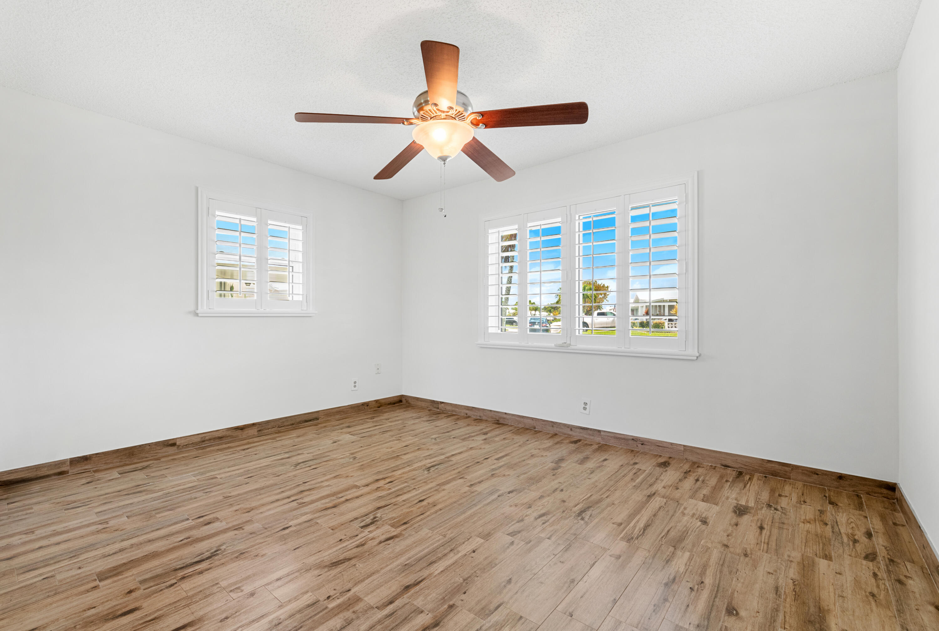 PALM BEACH LEISUREVILLE SEC 7 - Residential