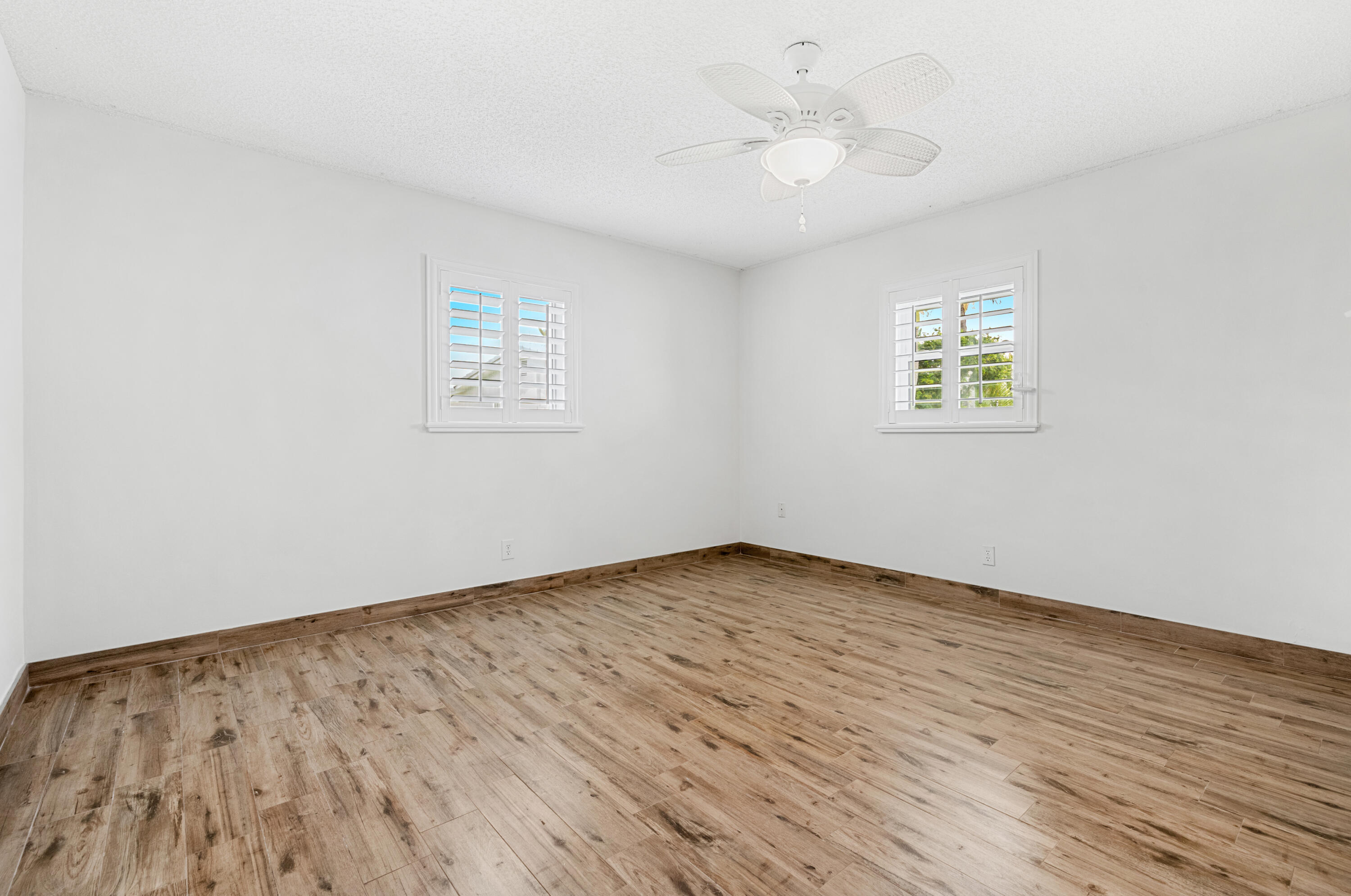 PALM BEACH LEISUREVILLE SEC 7 - Residential