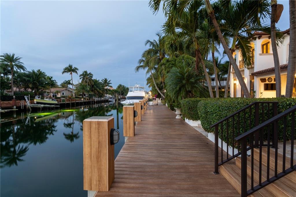 Lighthouse Point First Se - Residential