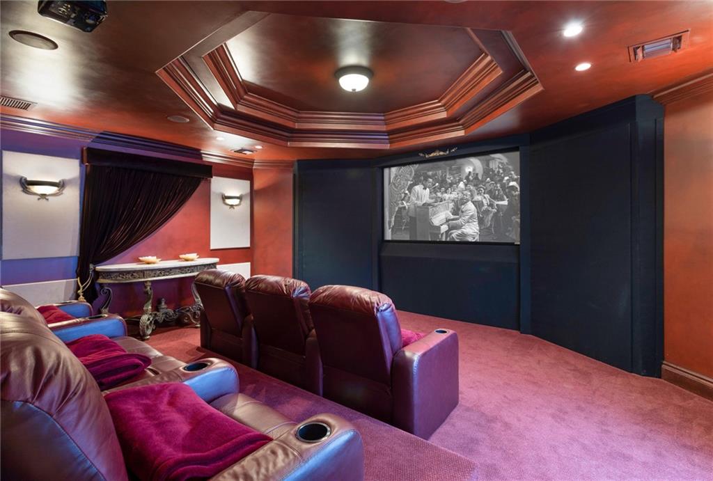 Lighthouse Point First Se - Residential