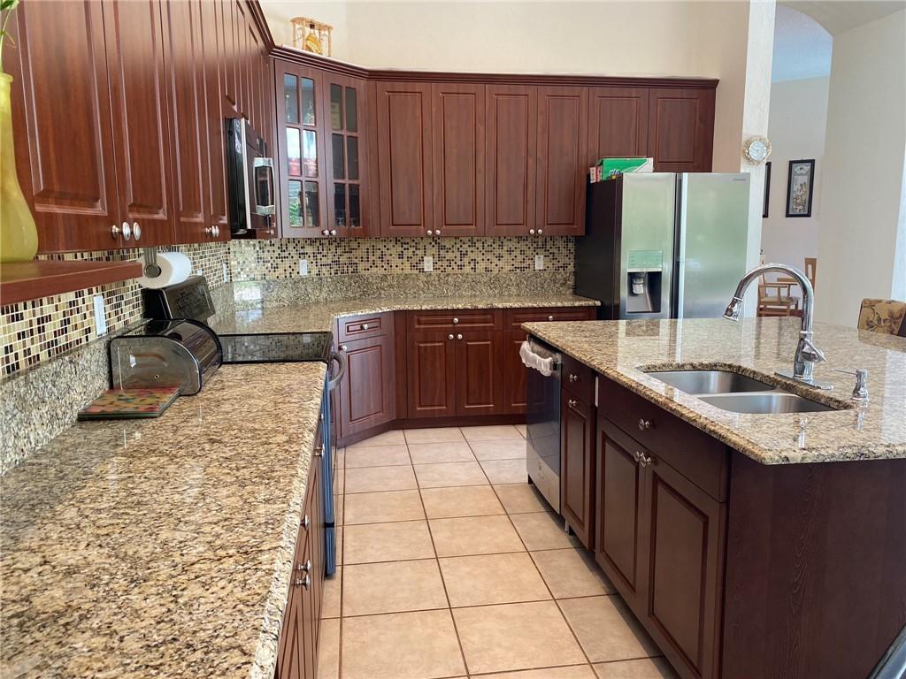 Mariners Cove Of Eagle La - Residential