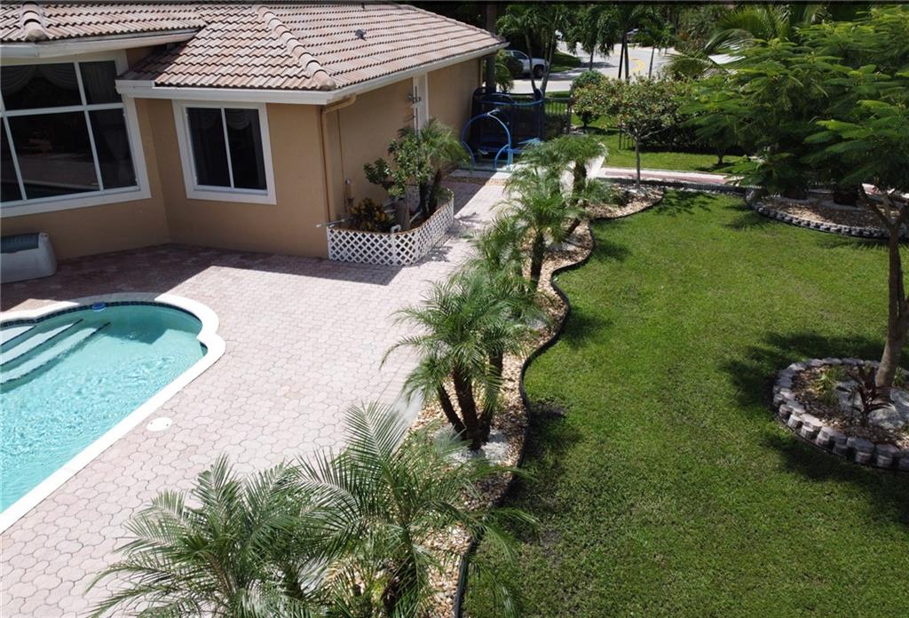 Mariners Cove Of Eagle La - Residential