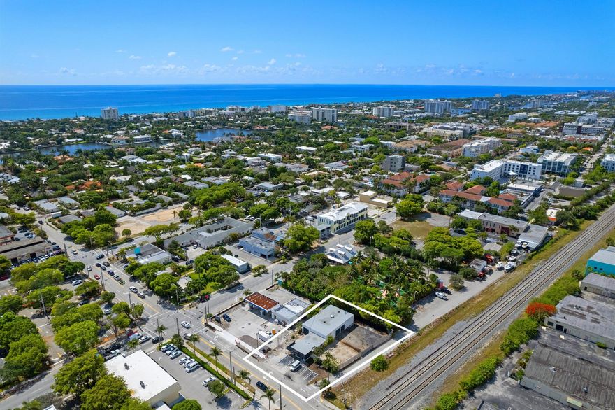 For Sale Downtown Delray Beach Office/Retail/Warehouse.3,673 +/- SF Building on a 12,322 +/- SF Lot. Zoned CBD-RC, New Roof 2023, Large Warehouse w/ 12' Clear Ceiling10' x 10' Overhead Doors, 5 Retail Parking Spaces on Lake Ida Rd., 3 Private Offices, 2 Bathrooms, Large Fenced Yard, Frontage on Lake Ida Rd. (NE 4th Street) & Alley Access on West Side*No warranty or representation, expressed or implied is made as to the accuracy of the information contained herein and same is subject to errors, omissions, change of price, rental or other conditions, withdrawal without notice, and to any special listing conditions, imposed by our principals.