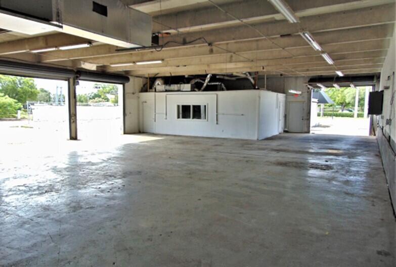 HIGHLAND PARK DELRAY - Commercial Sale