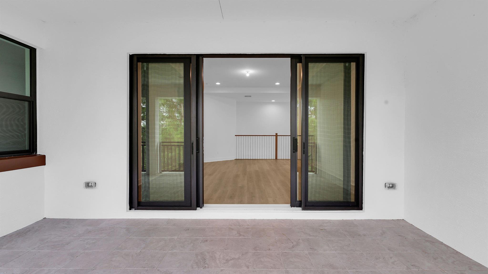 ALTON NEIGHBORHOOD - Residential