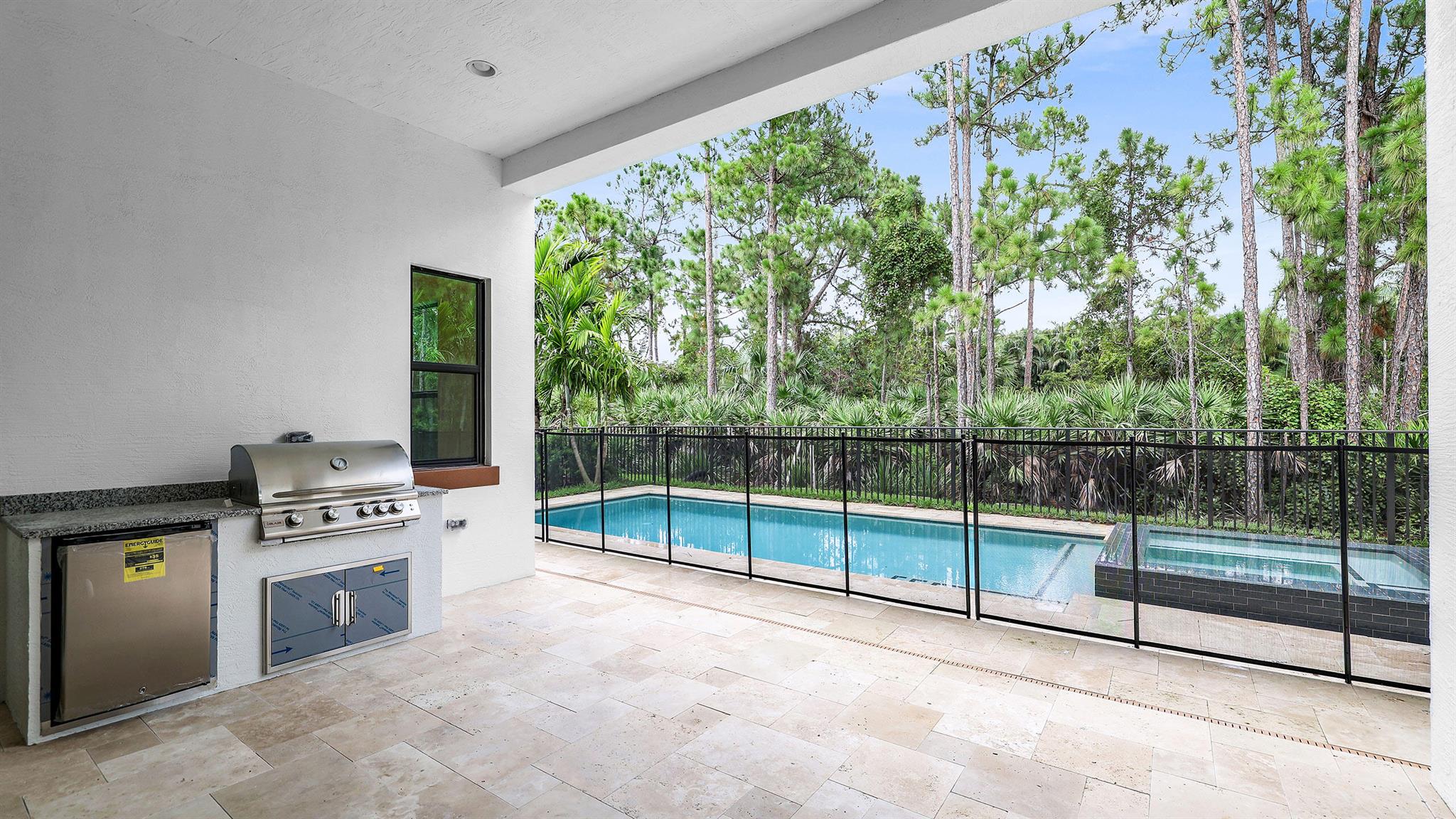 ALTON NEIGHBORHOOD - Residential